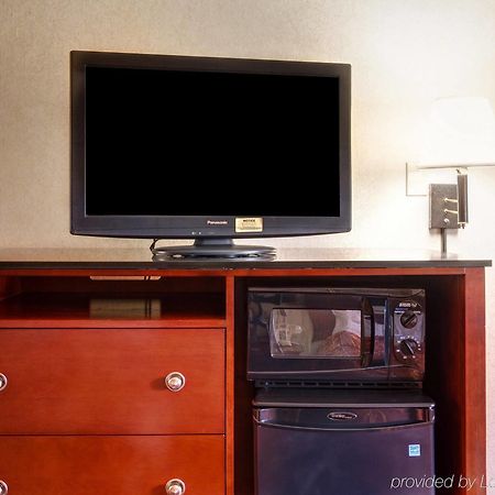Red Carpet Inn By University Of Maryland College Park Bagian luar foto