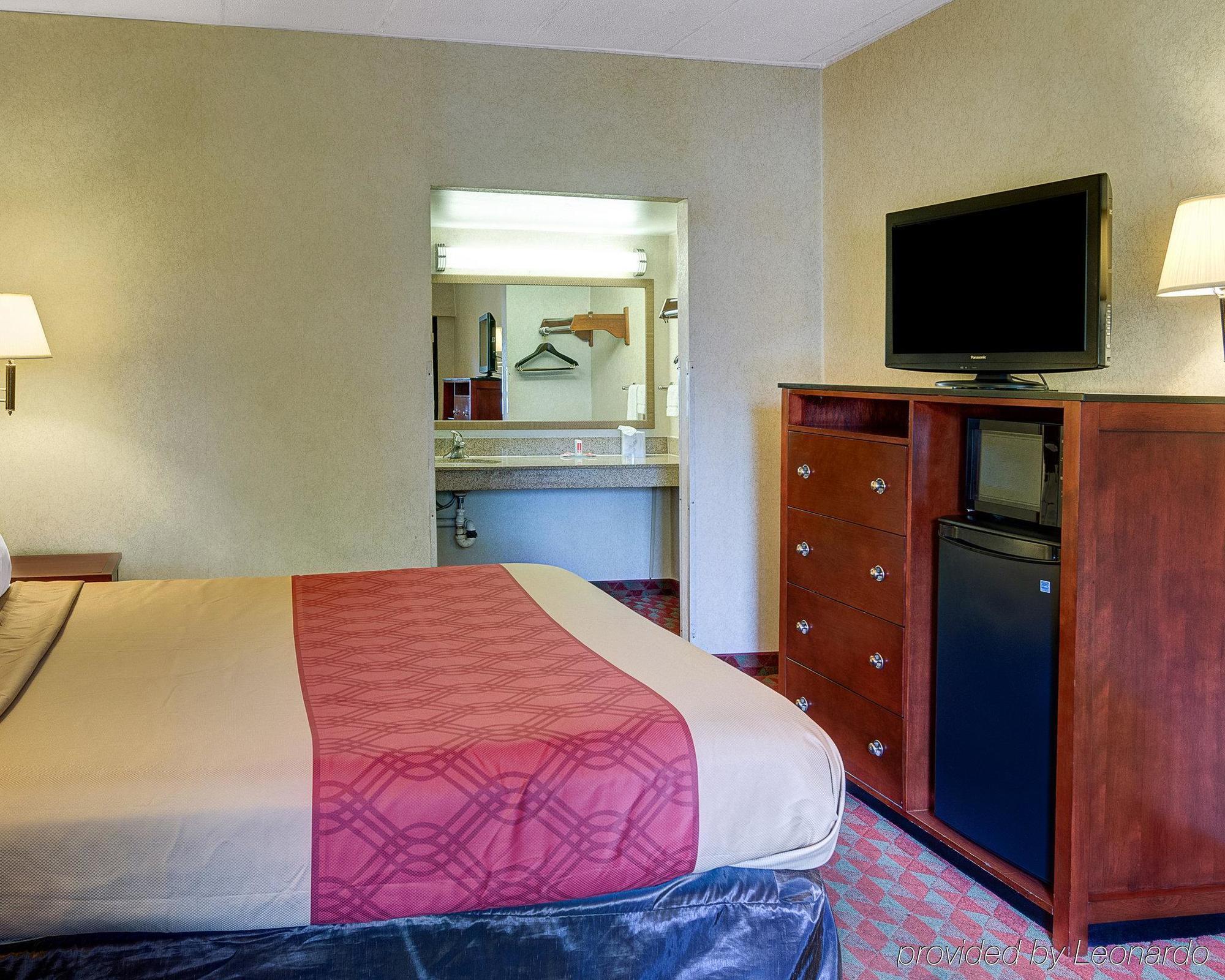 Red Carpet Inn By University Of Maryland College Park Bagian luar foto