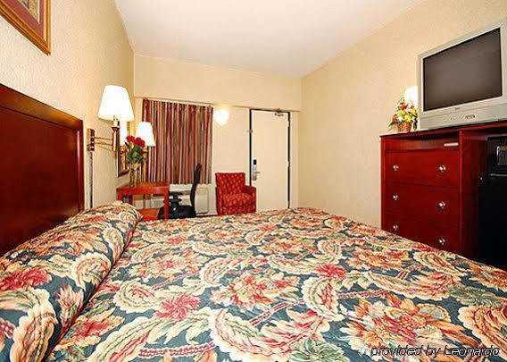 Red Carpet Inn By University Of Maryland College Park Bagian luar foto