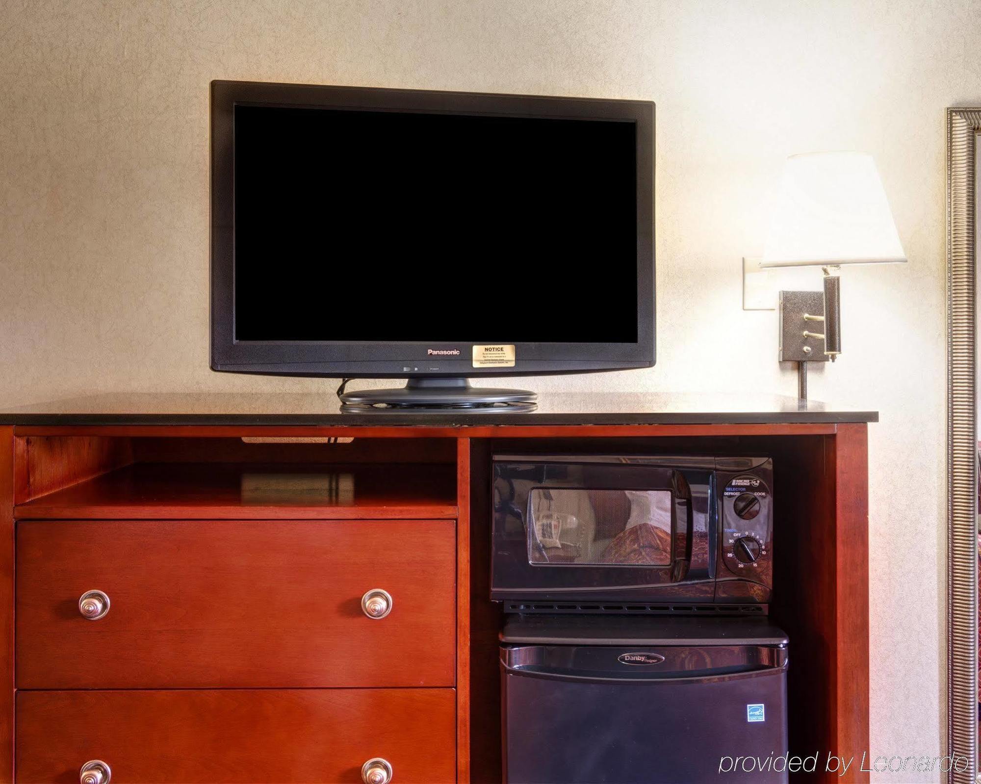 Red Carpet Inn By University Of Maryland College Park Bagian luar foto